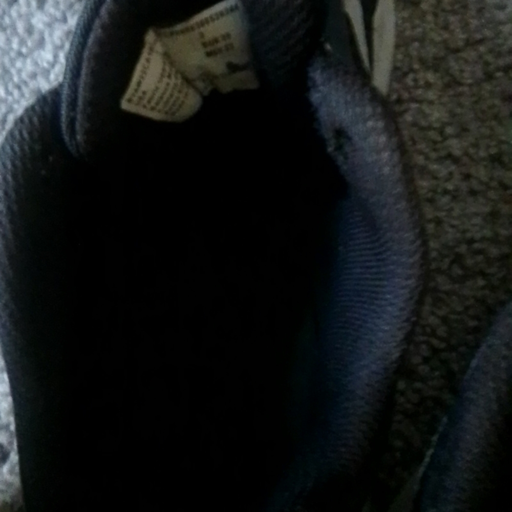 Shoes - Picture 5 of 6